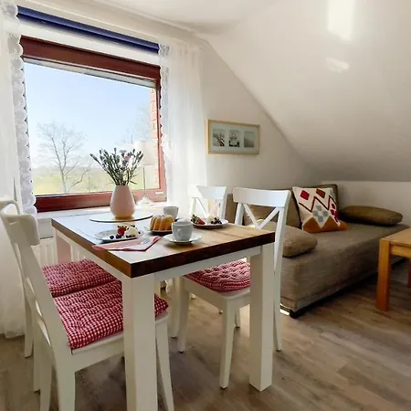 Strandnahe Ferienwohnung Haus Kirsten Nr.4 Duhnen